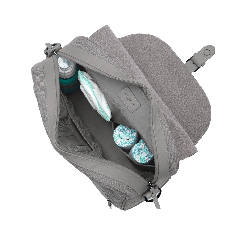 Nuna demi grow changing bag hot sale