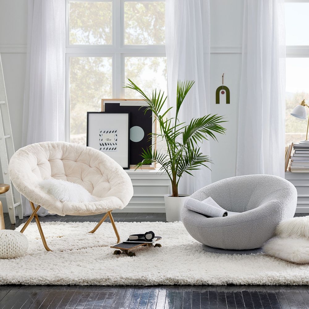 Round chairs for shop bedroom