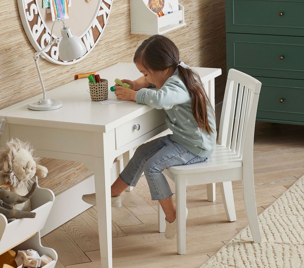 Kids on sale adjustable desk