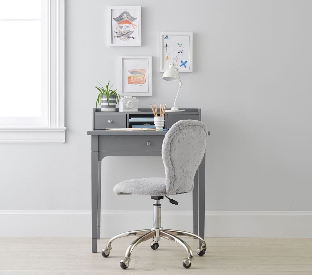Simple desk 2025 and chair set