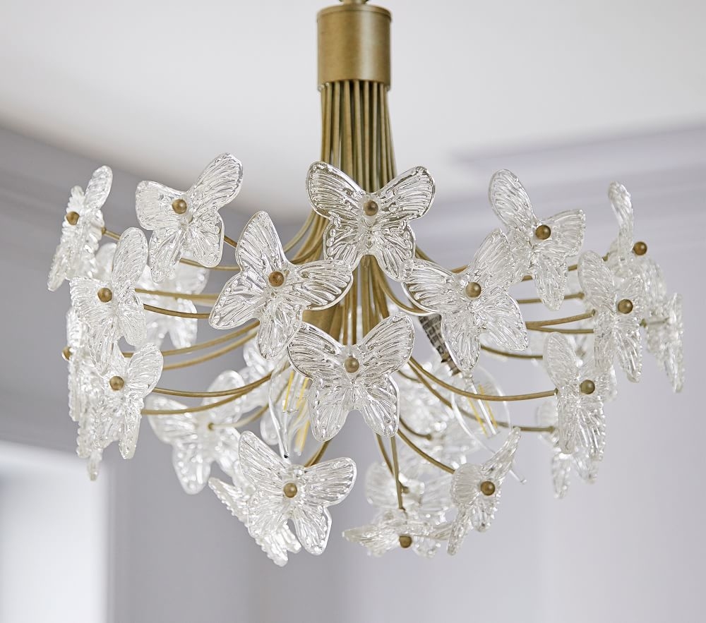 Monique lhuillier shop lighting