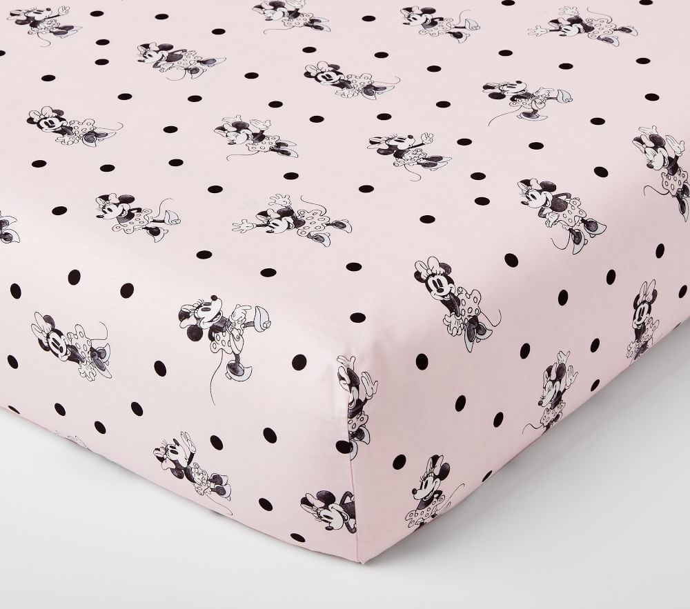 Minnie mouse top fitted crib sheet